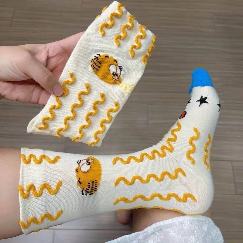 Novelty Textured Crew Socks and Cartoon Cute 3D Wavy Socks