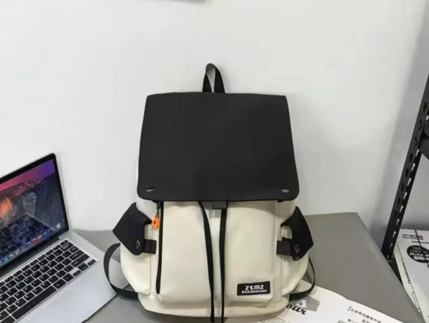 Two-Tone Minimalist Flap-Top Backpack (Blue and white)