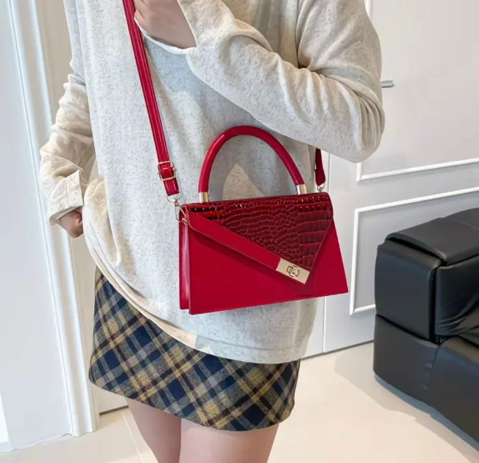 RED structurtop handle  with crocodile embossed detail (Red)