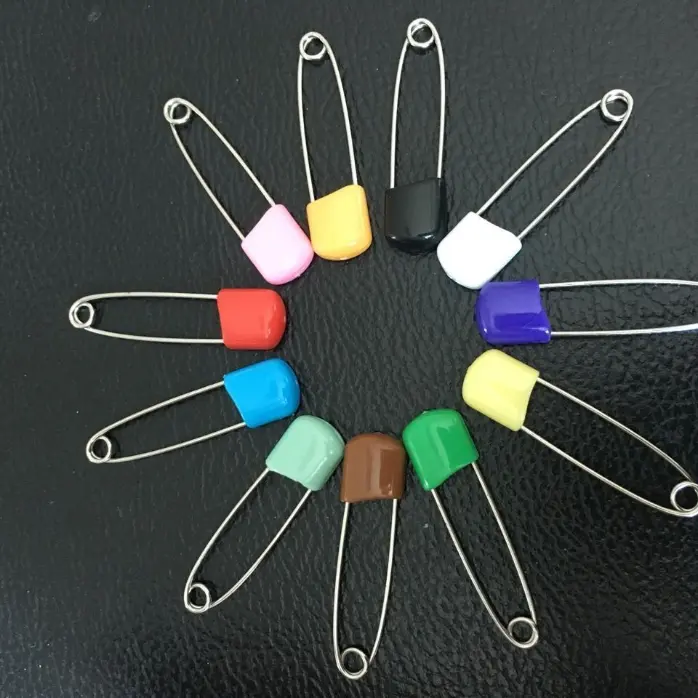 Colored safety pins 10 pices(5 small+5 LARGE)