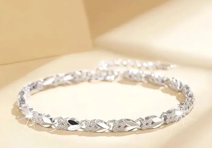 Intricate silver link bracelet
